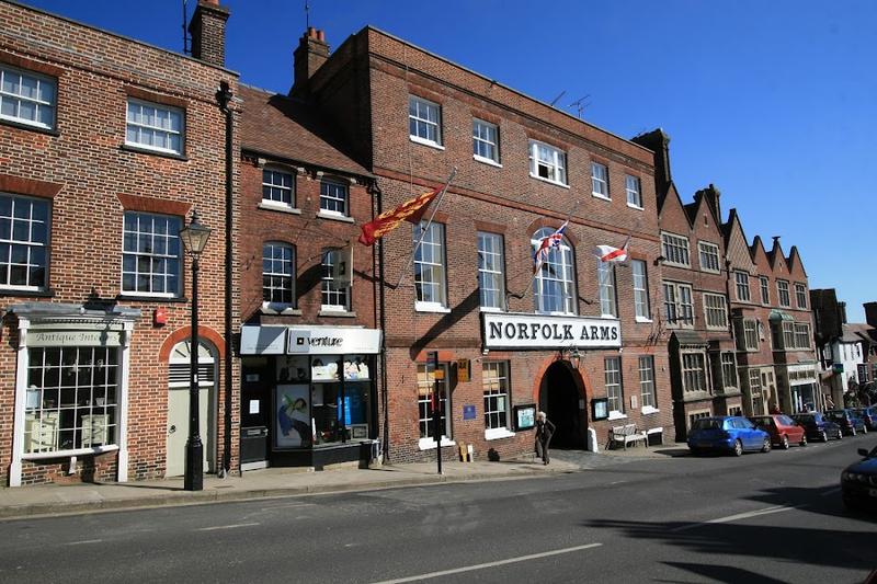 Norfolk Arms Hotel